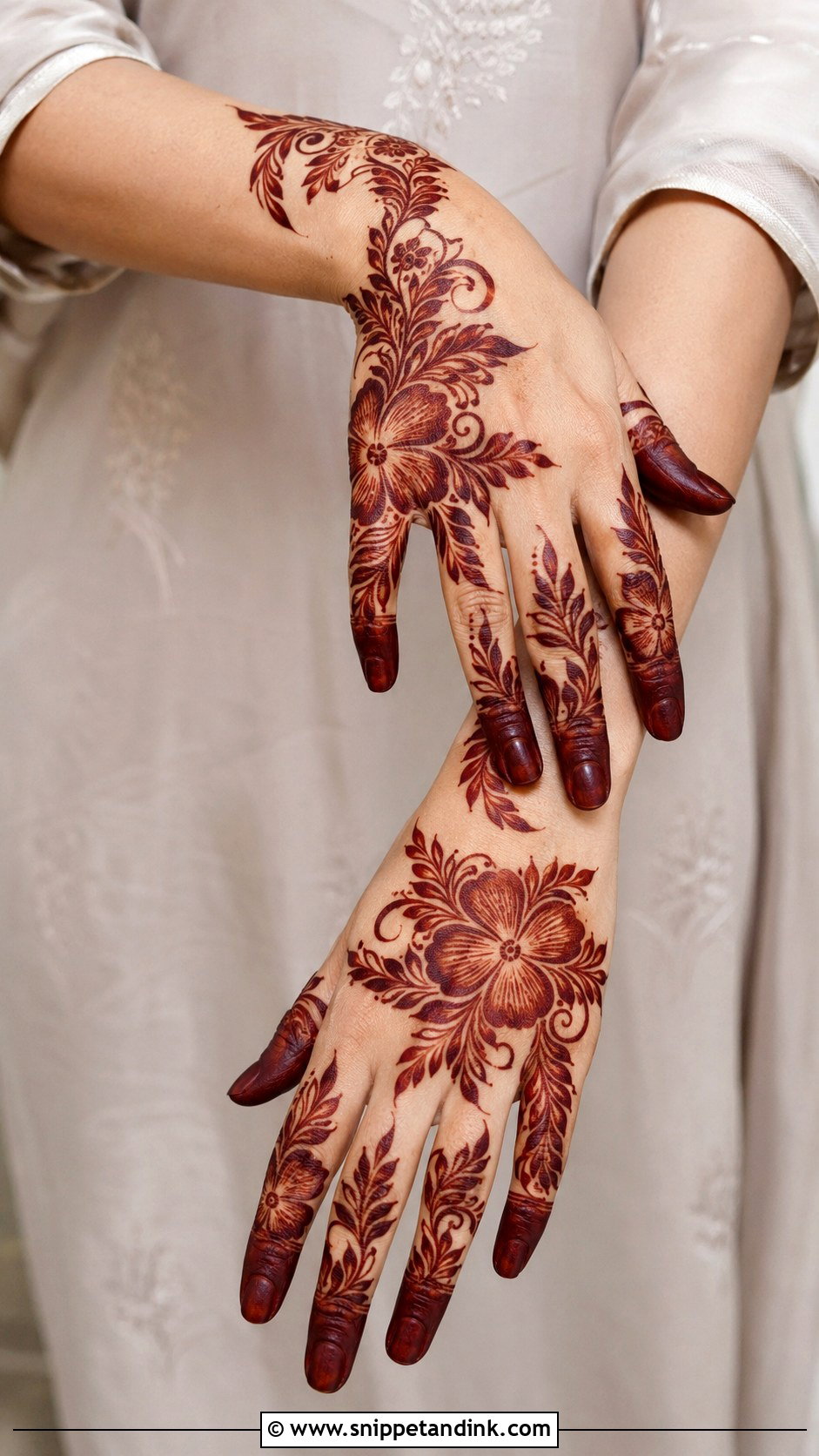 Khaleeji Arabic Mehndi Design - Snippet and Ink - 30 Latest Arabic Mehndi Designs