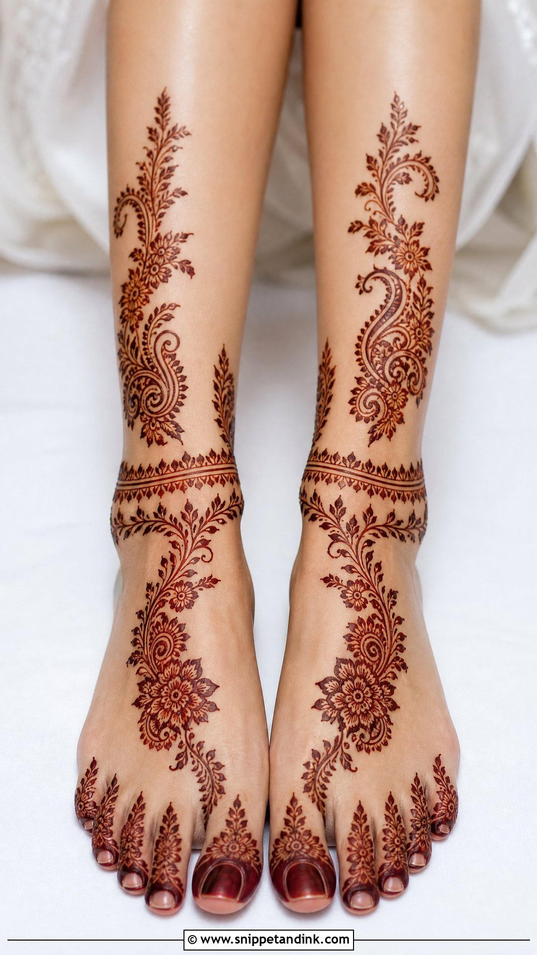 Khaleeji Bridal Henna For Feet - Snippet and Ink - 20 Khaleeji Bridal Henna Ideas