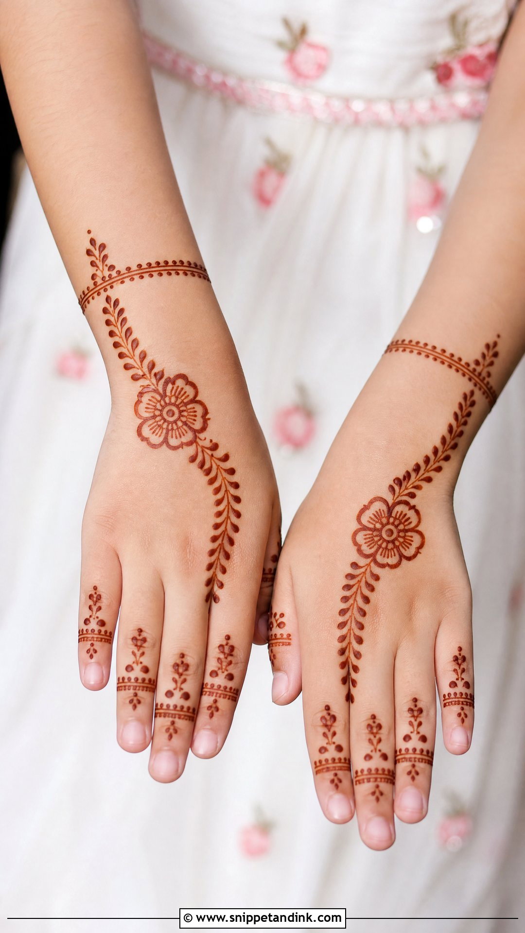 Kids Upper Hand Mehndi Design - Snippet and Ink - 25 Upper Hand Mehndi Designs