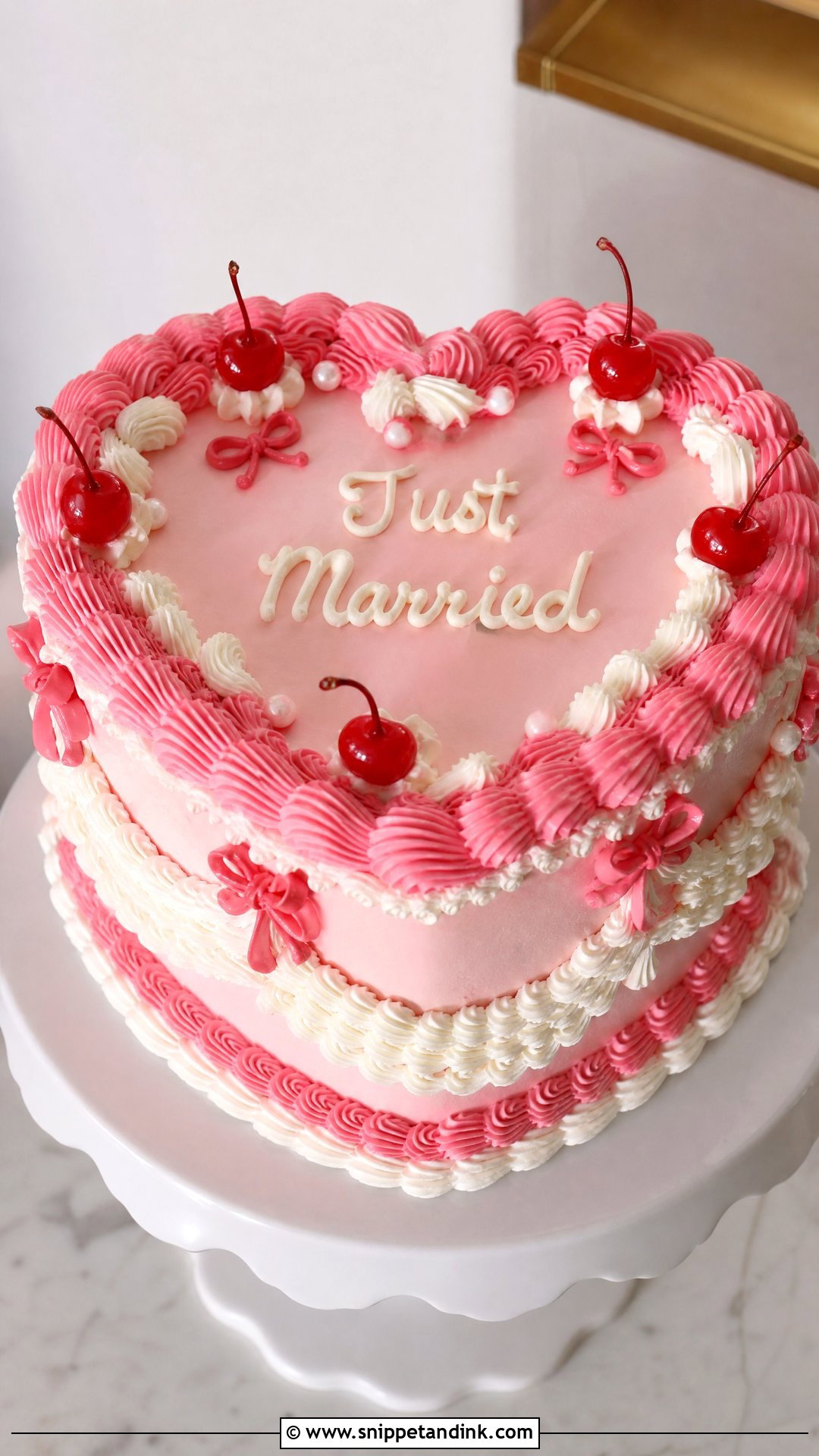 Kitsch Wedding Cake - Snippet and Ink - 35 Ugly Cakes for Wedding