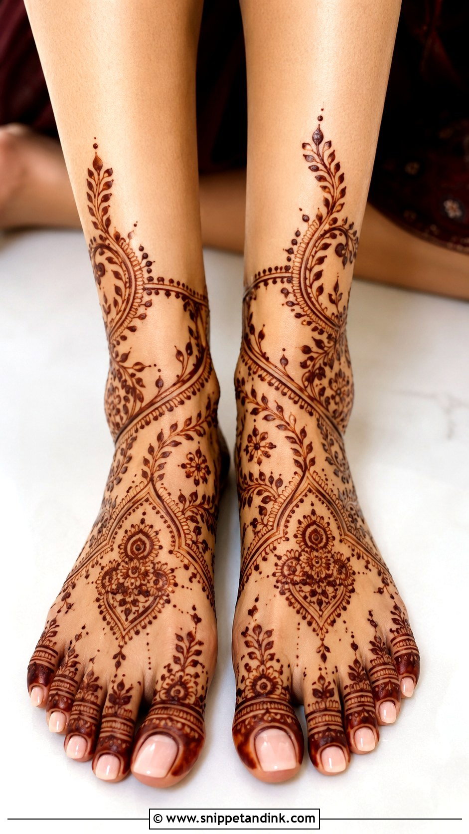 Leg Mehndi Design For Teej - Snippet and Ink - 35 Simple Easy Leg Mehndi Designs