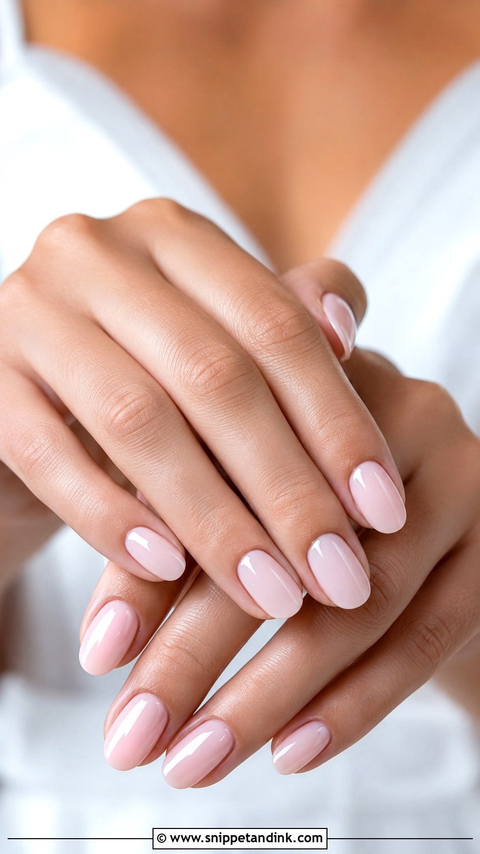 Light Pink Oval Bridal Nails - Snippet and Ink - 20 Light Pink Bridal Nails