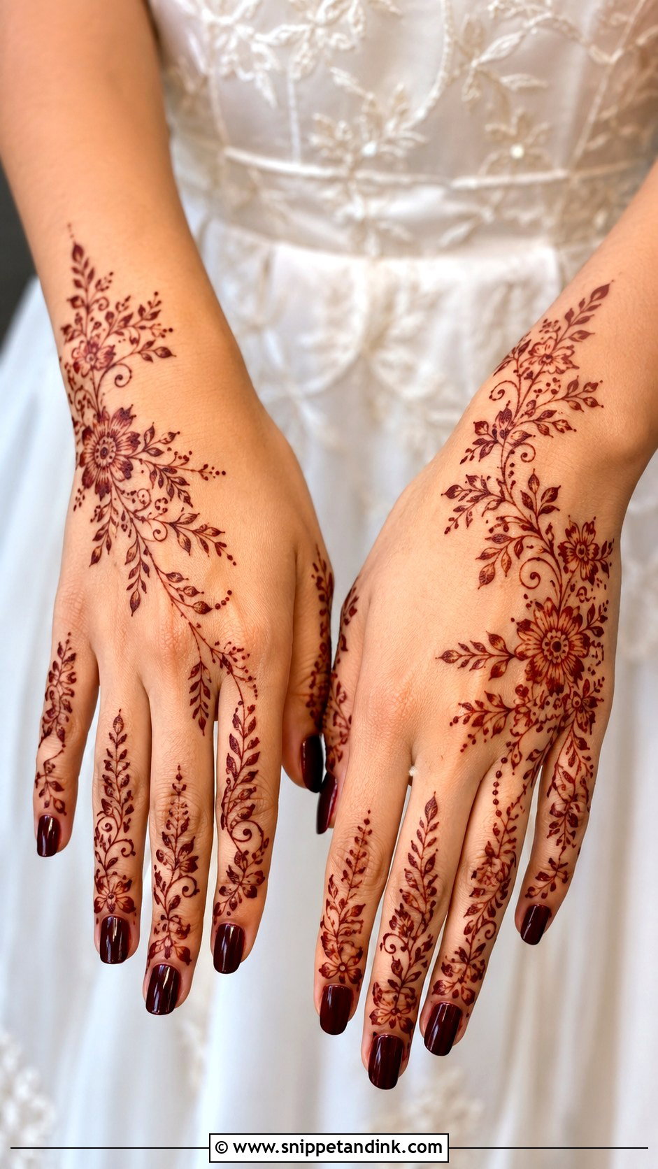 Lightweight Mehndi Dress For Bride - Snippet and Ink - 35 Mehndi Dress for Bride Ideas