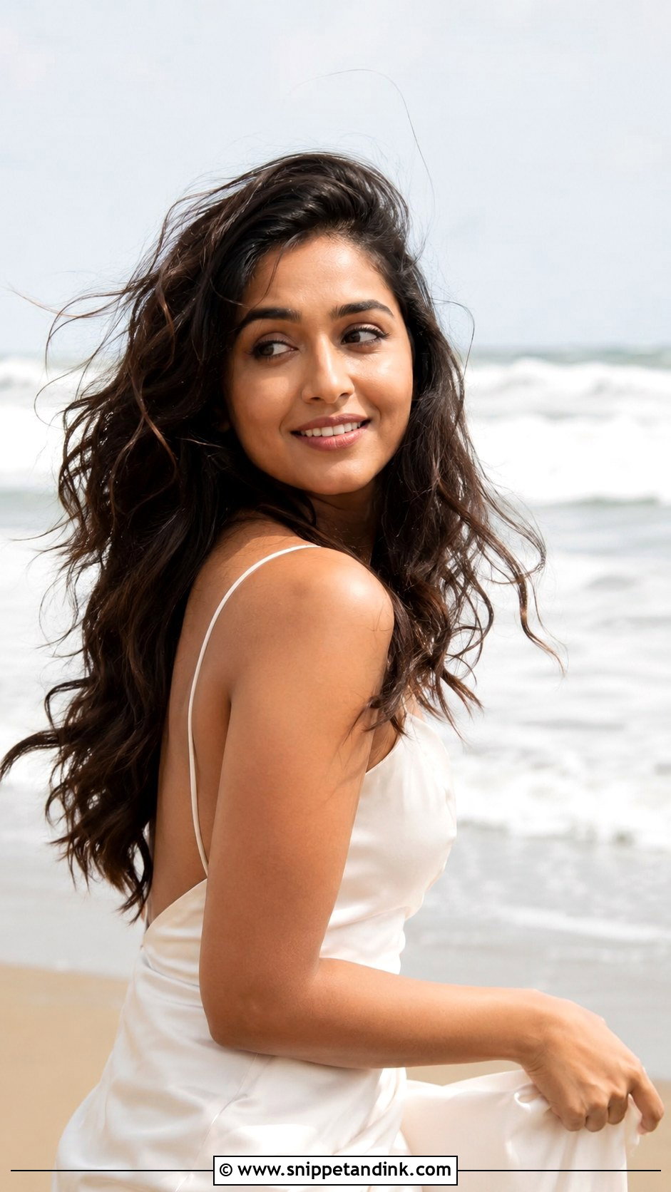 Loose Beach Waves for Pre Wedding - Snippet and Ink - 20 Pre Wedding Hairstyles