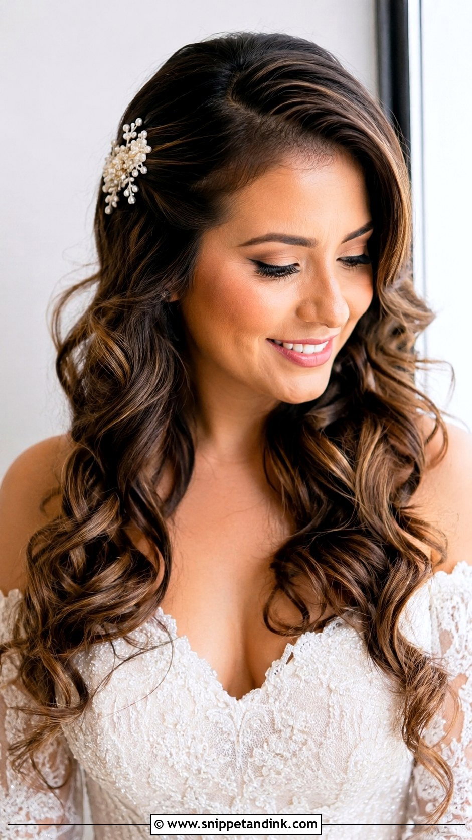 Loose Curls Bridal Hair With Side Part - Snippet and Ink - 15 Loose Curls Bridal Hair