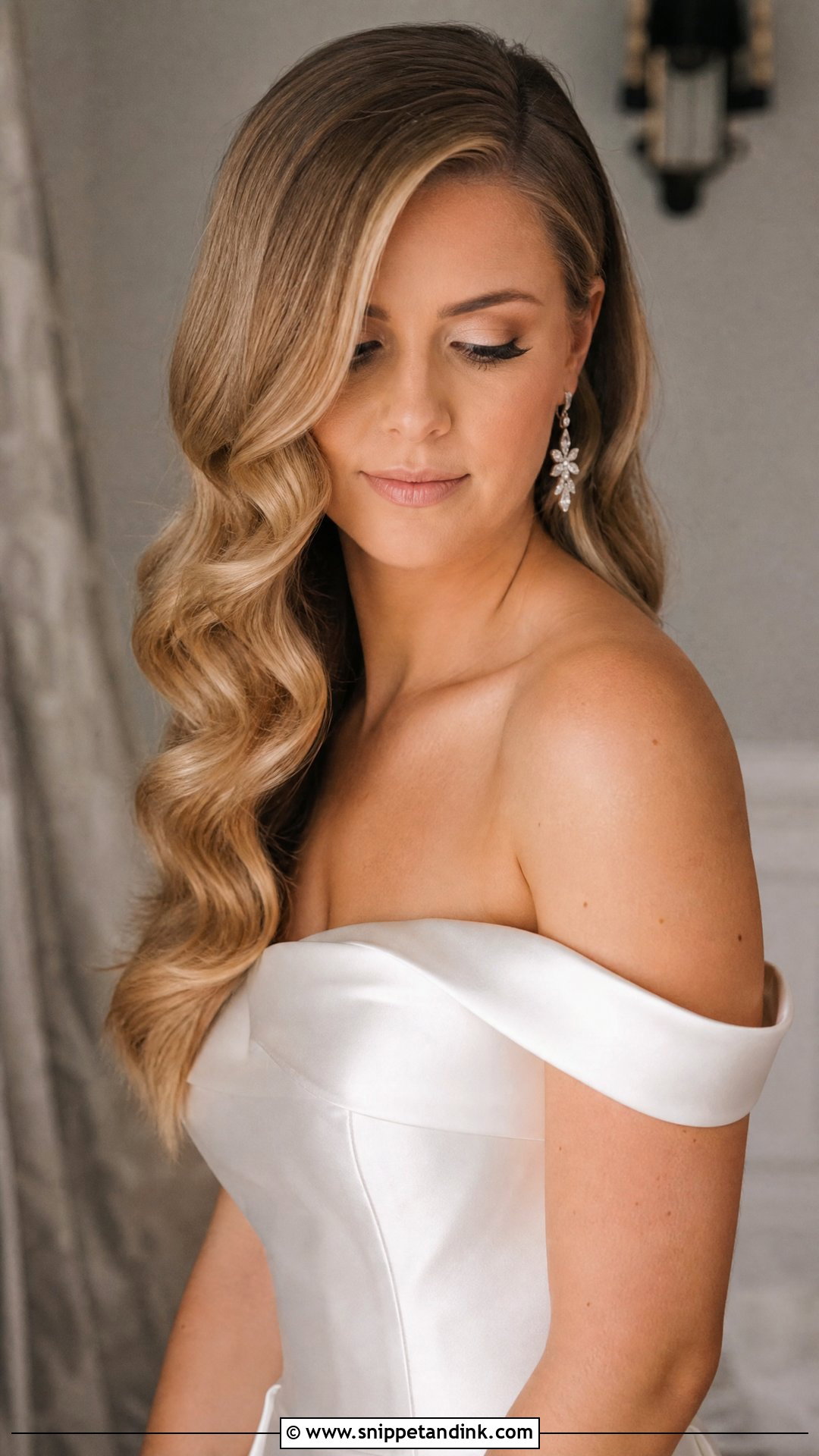 Loose Hollywood Waves for Wedding - Snippet and Ink - 20 Hair Down Styles for Wedding