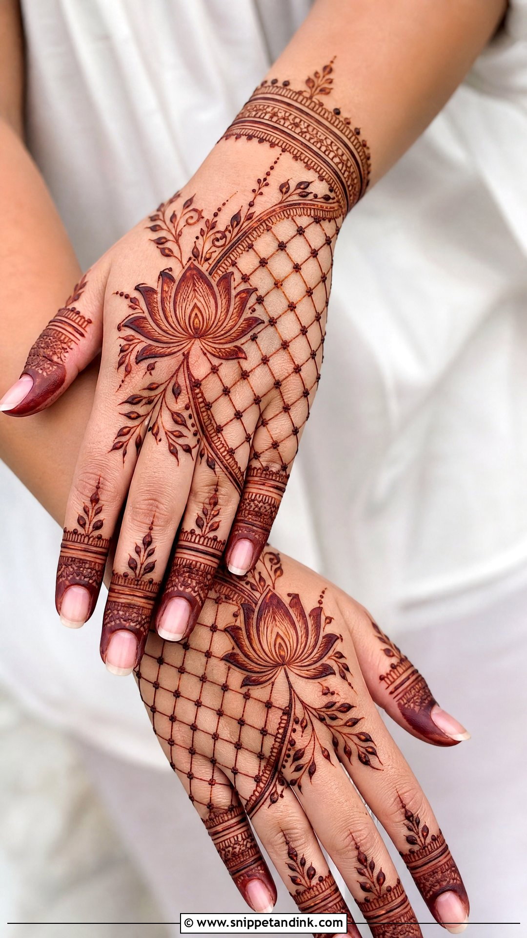 Lotus Jaali Mehndi Design - Snippet and Ink - 30 Minimal Lotus Mehndi Design Ideas