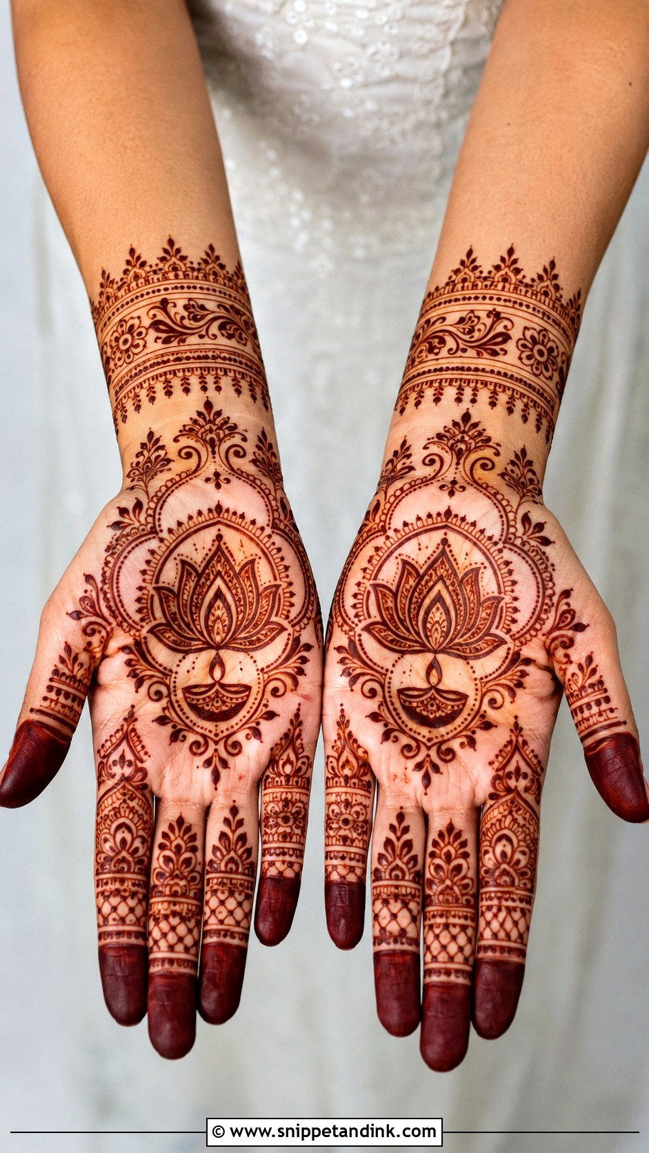 Lotus Mehndi Design For Diwali - Snippet and Ink - 30 Lotus Flower Mehndi Design Ideas
