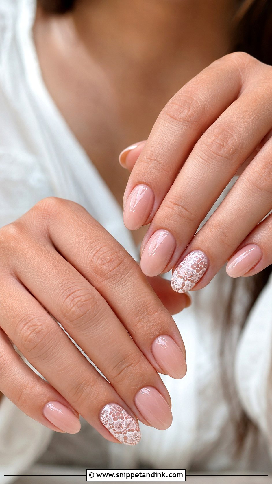 MOB Lace Accent Nails - Snippet and Ink - 20 Mob Nails for Wedding