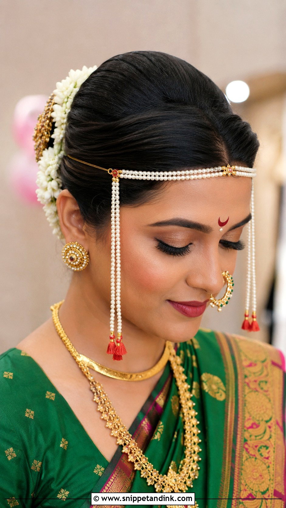 Maharashtrian Bridal Bun With Mundavalya - Snippet and Ink - 15 Maharashtrian Bridal Hairstyles