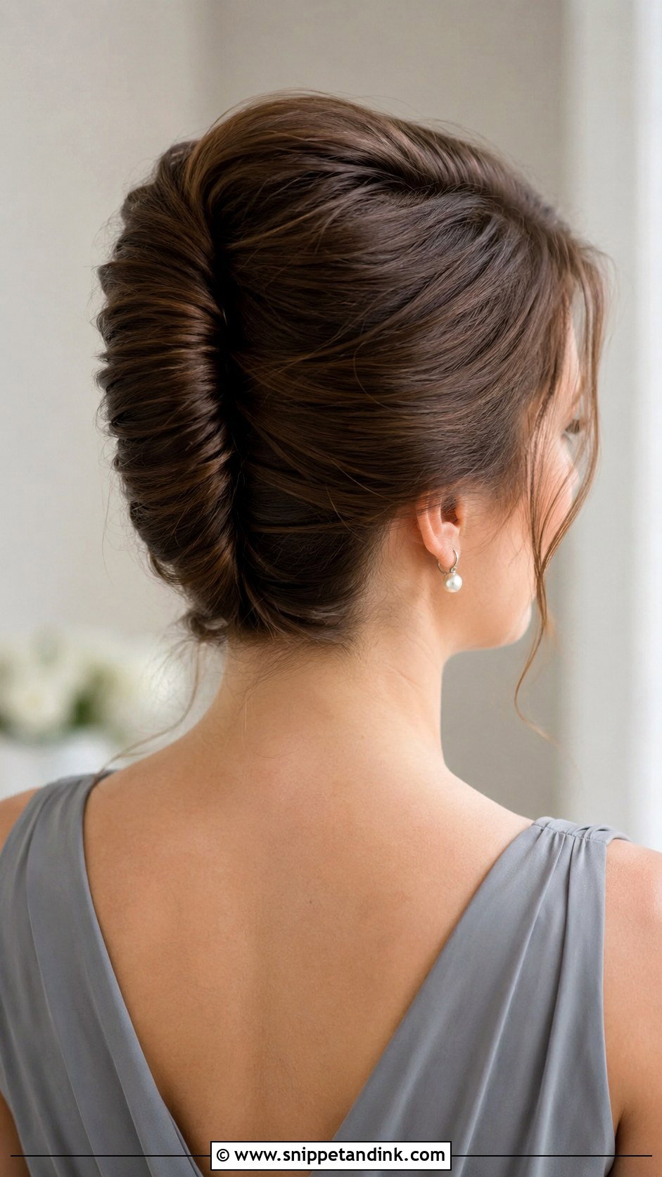 Maid Of Honor French Twist - Snippet and Ink - 15 Simple Maid of Honor Hair Ideas