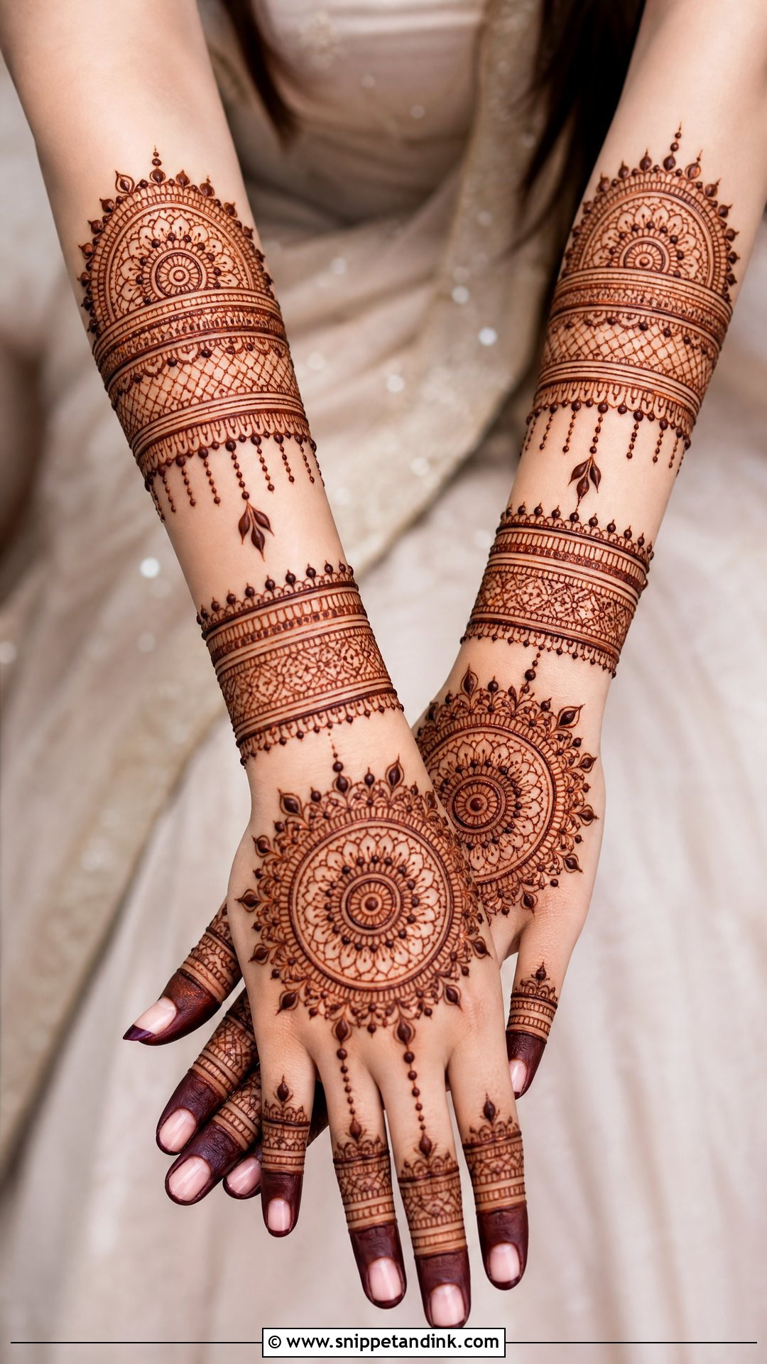 Mandala Bajuband Mehndi Design - Snippet and Ink - 20 Bajuband Mehndi Design Ideas