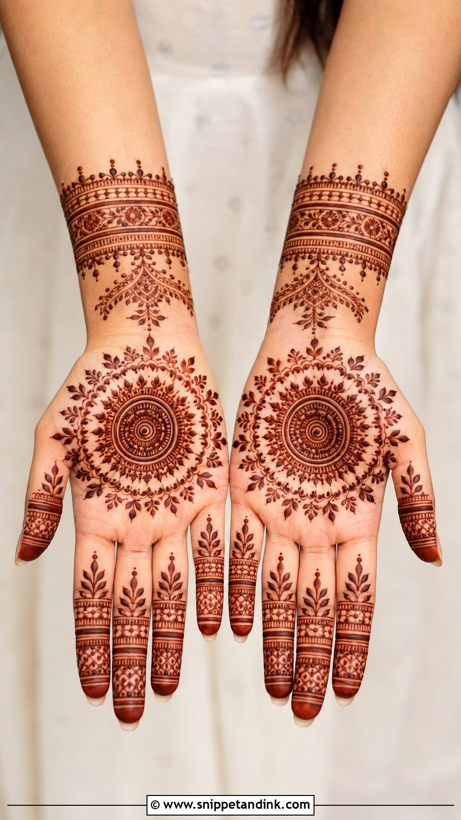 Mandala Mehndi Design For Palm - Snippet and Ink - 35 Mehndi Designs Book