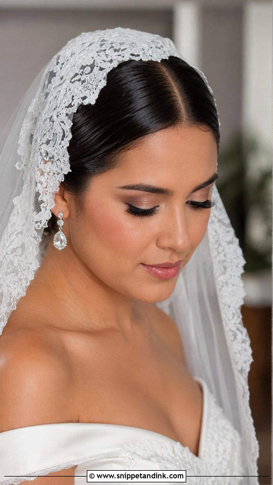 Mantilla Veil Hairstyle - Snippet and Ink - 20 Hairstyles with Veil