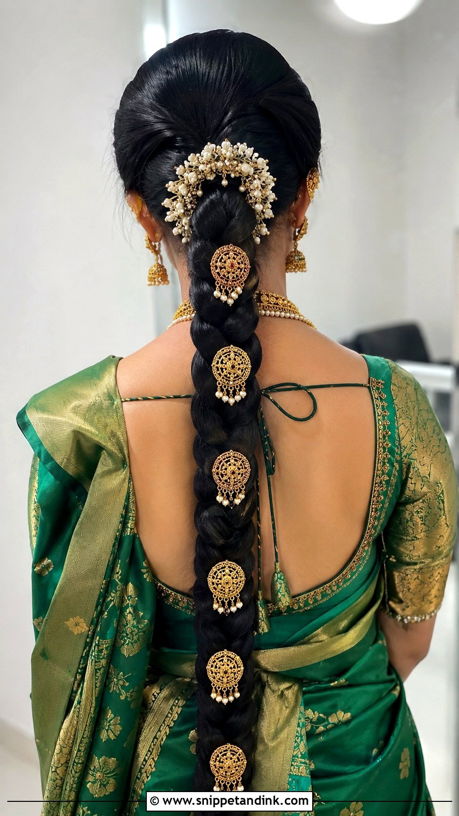 Marathi Bridal Long Braid - Snippet and Ink - 15 Marathi Bridal Hairstyles