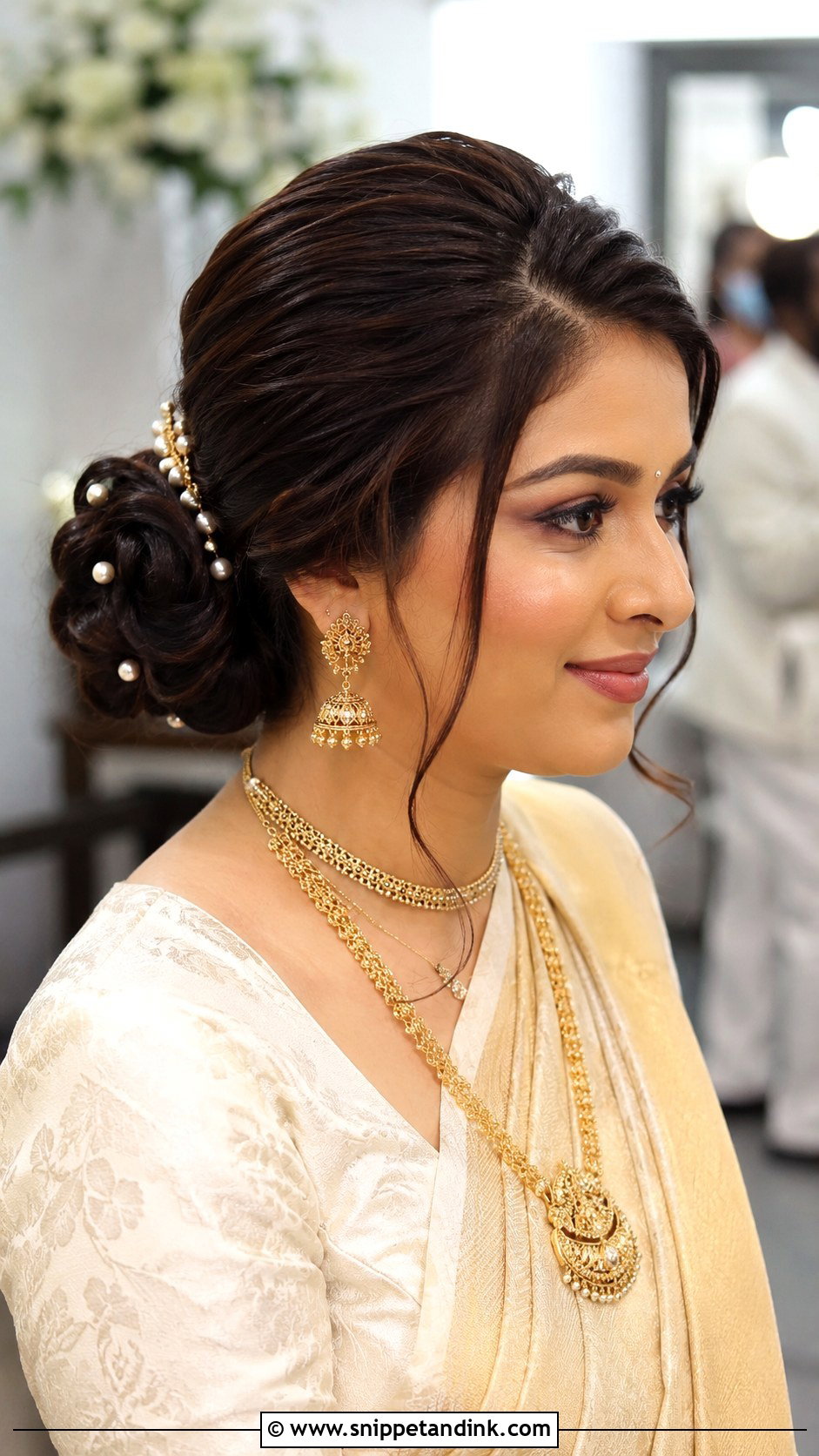 Marathi Bridal Reception Bun - Snippet and Ink - 15 Marathi Bridal Hairstyles