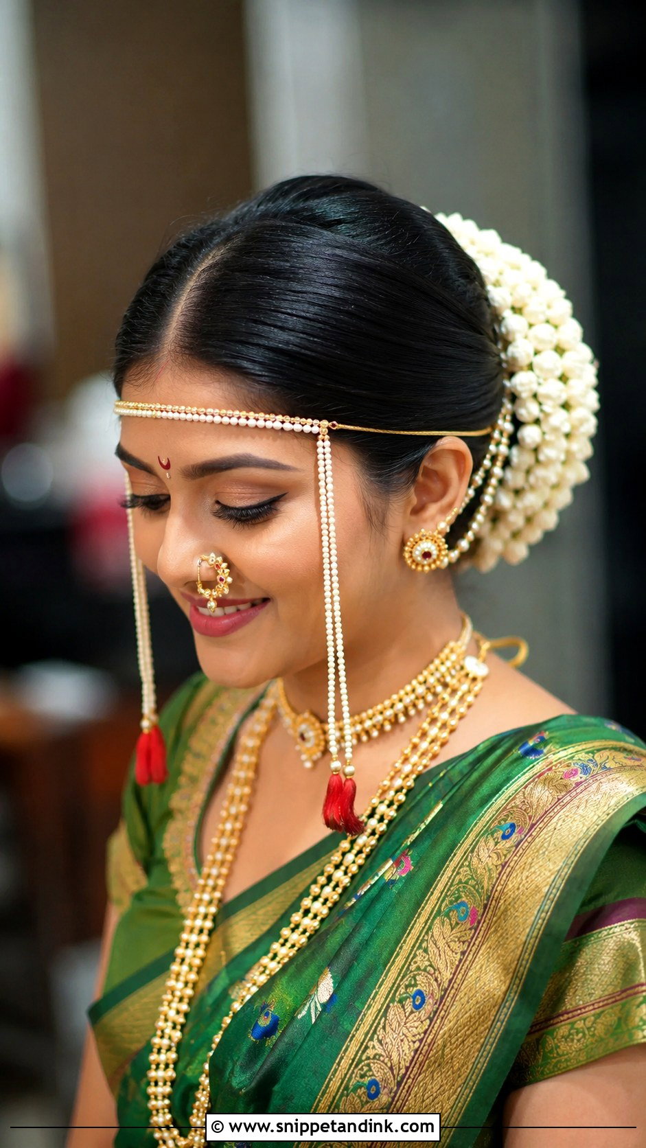 Marathi Wedding Gajra Bun - Snippet and Ink - 15 Marathi Wedding Hairstyle Ideas