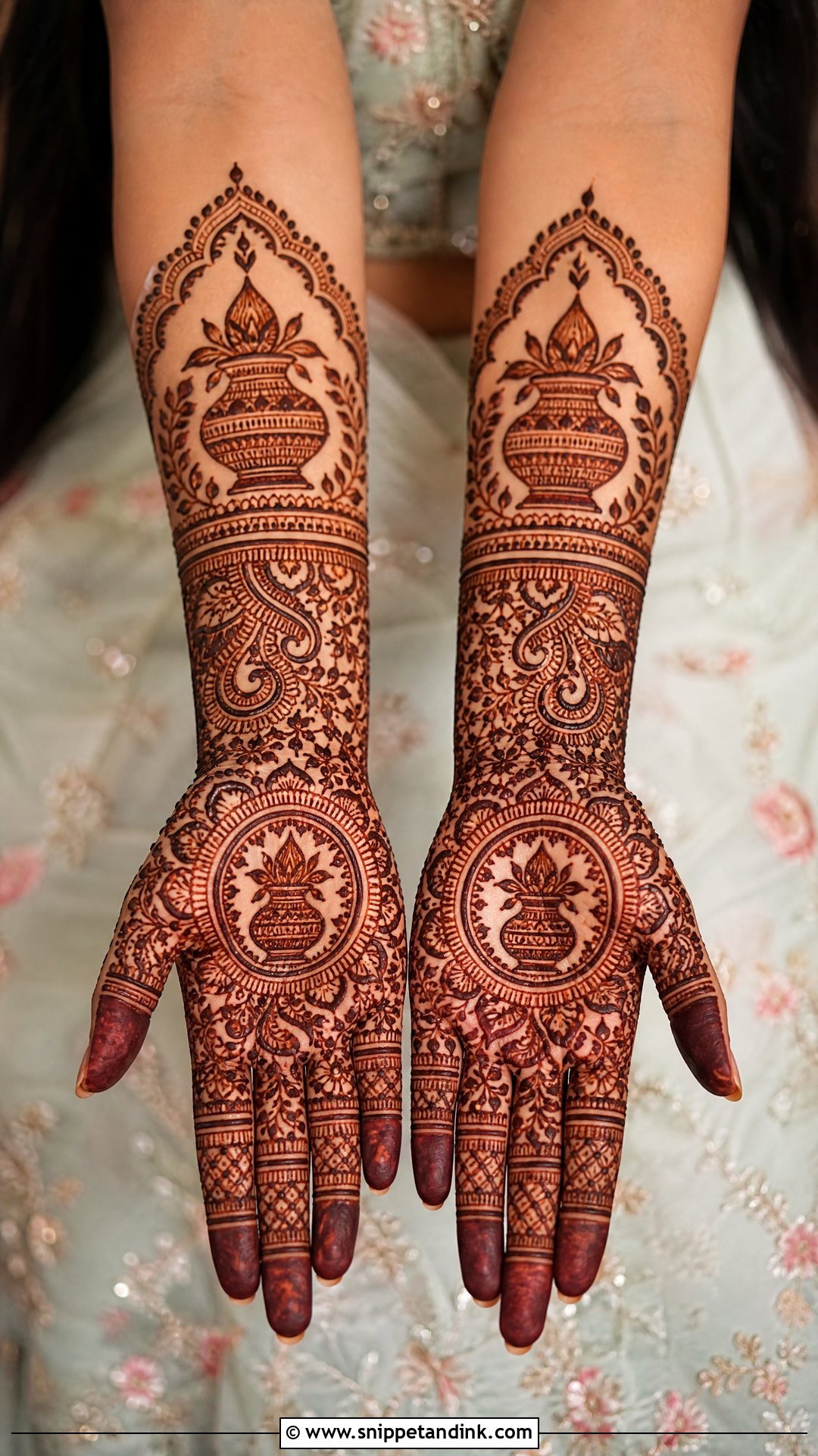 Marwadi Bridal Mehndi With Kalash - Snippet and Ink - 20 Marwadi Bridal Mehndi Mehendi Designs