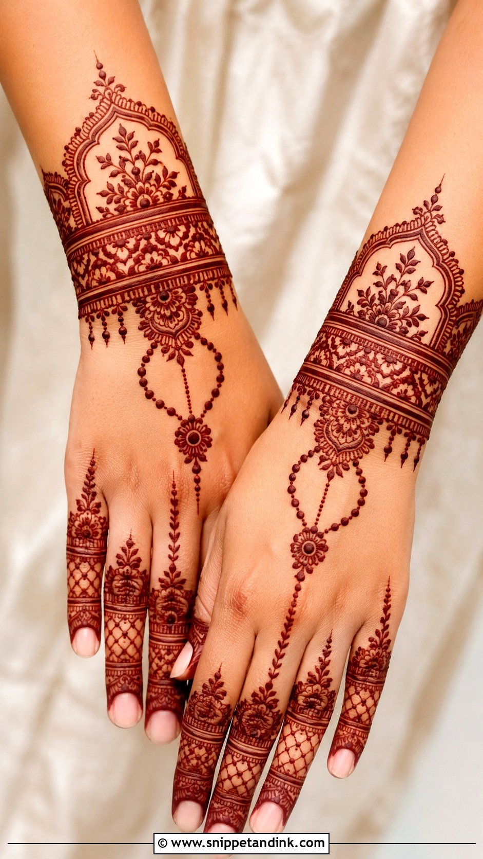 Marwari Wrist Mehndi Design - Snippet and Ink - 30 Marwari Mehndi Design Ideas