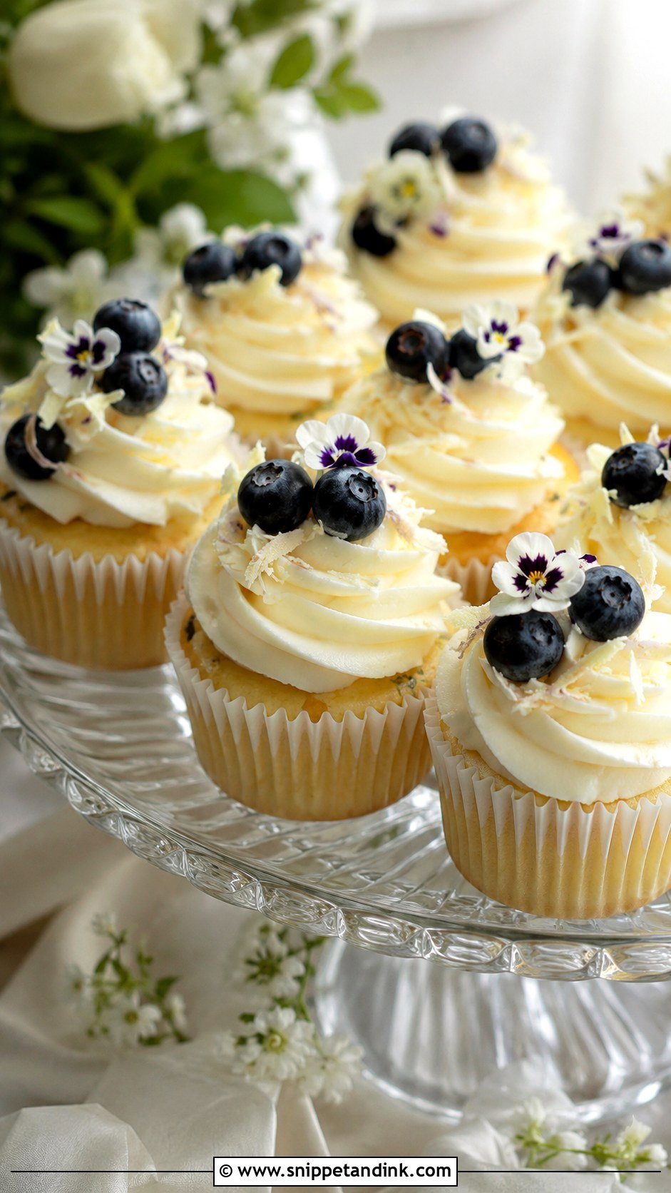 Mascarpone Frosting Wedding Cupcakes - Snippet and Ink - 25 Wedding Cupcake Frosting