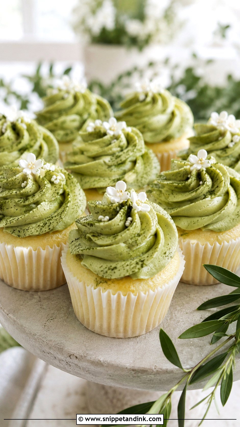 Matcha Buttercream Wedding Cupcakes - Snippet and Ink - 25 Wedding Cupcake Frosting