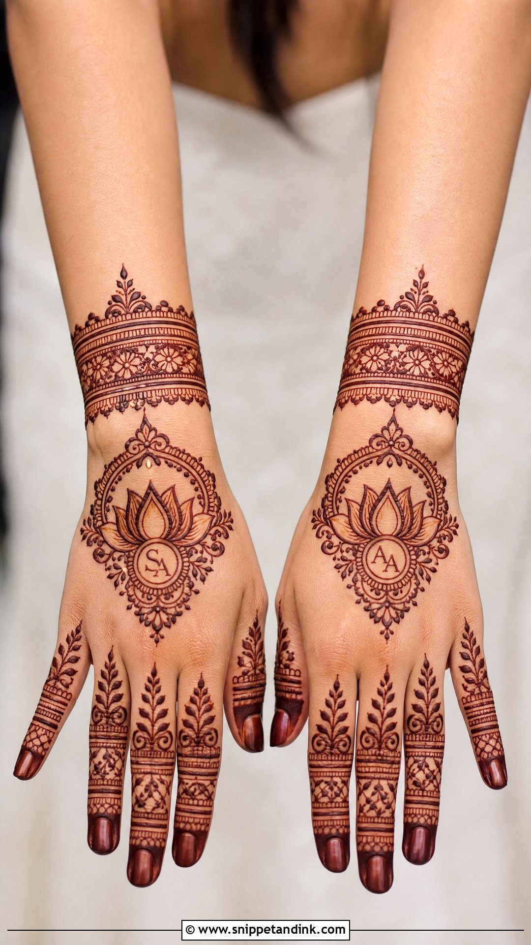 Matching Sisters Mehndi Design - Snippet and Ink - 25 Mehndi Designs for Sisters Wedding