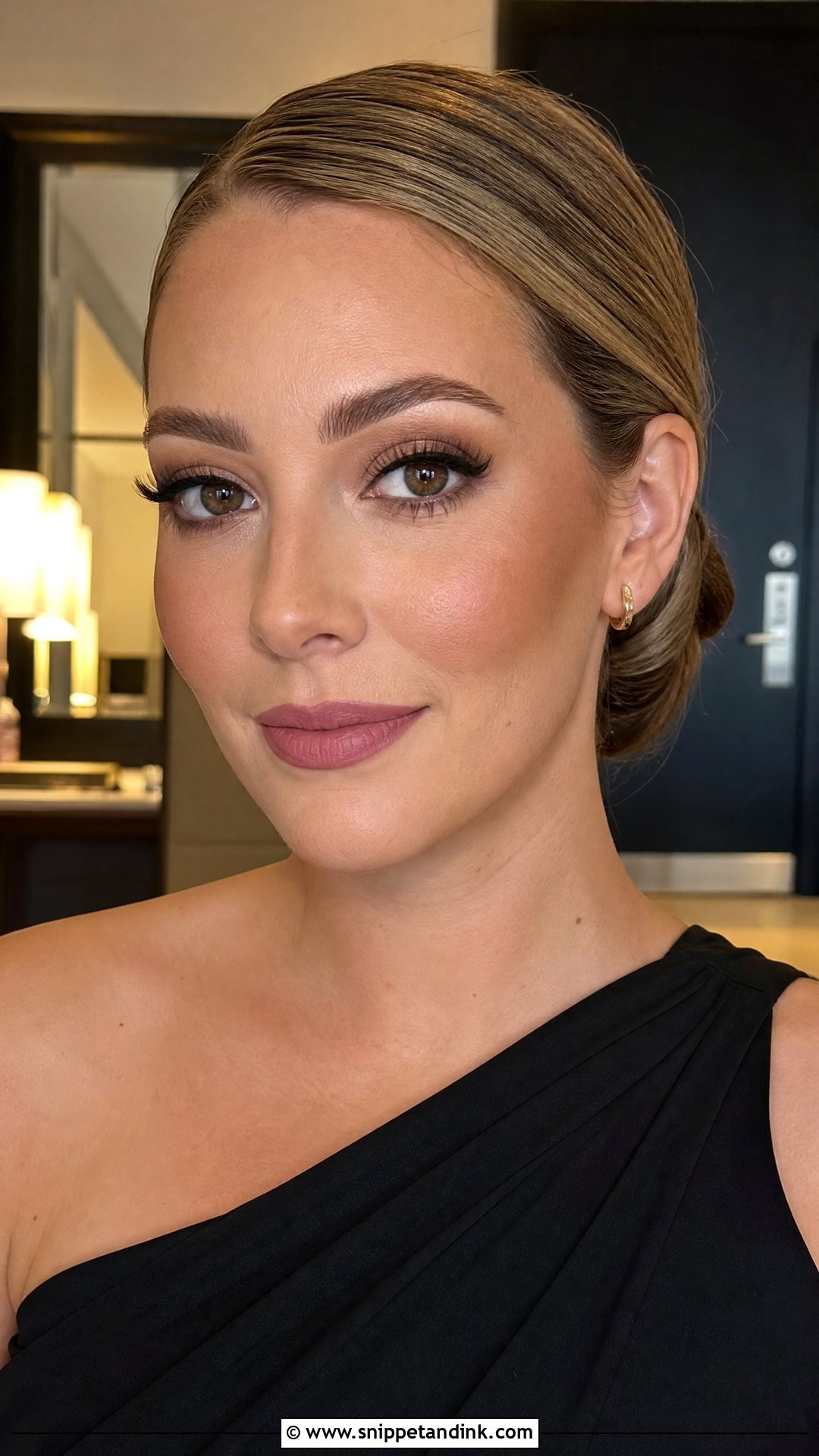 Matte Wedding Party Makeup - Snippet and Ink - 25 Makeup for Wedding Party Ideas