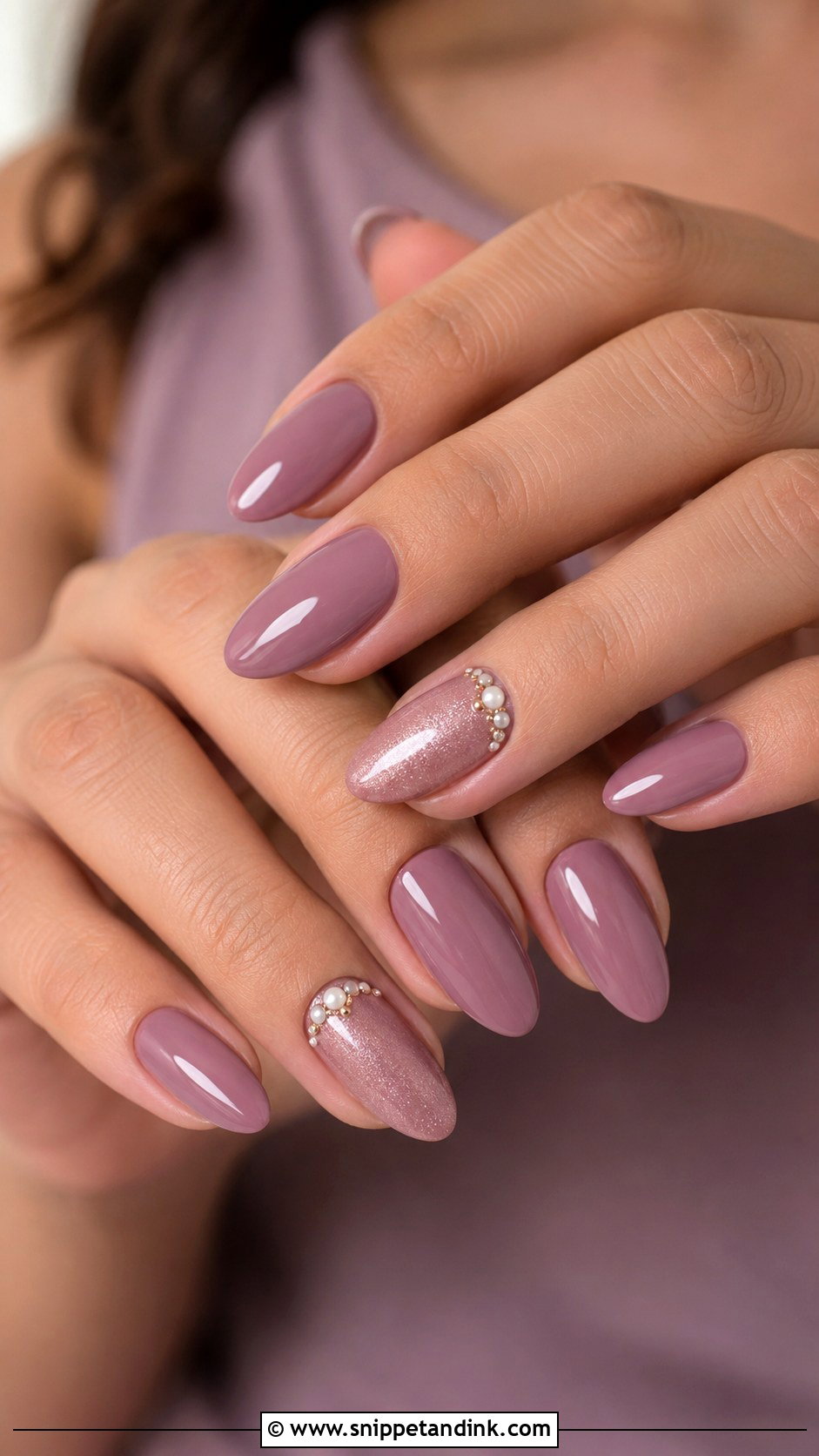 Mauve Acrylic Bridesmaid Nails - Snippet and Ink - 20 Acrylic Bridesmaid Wedding Nails