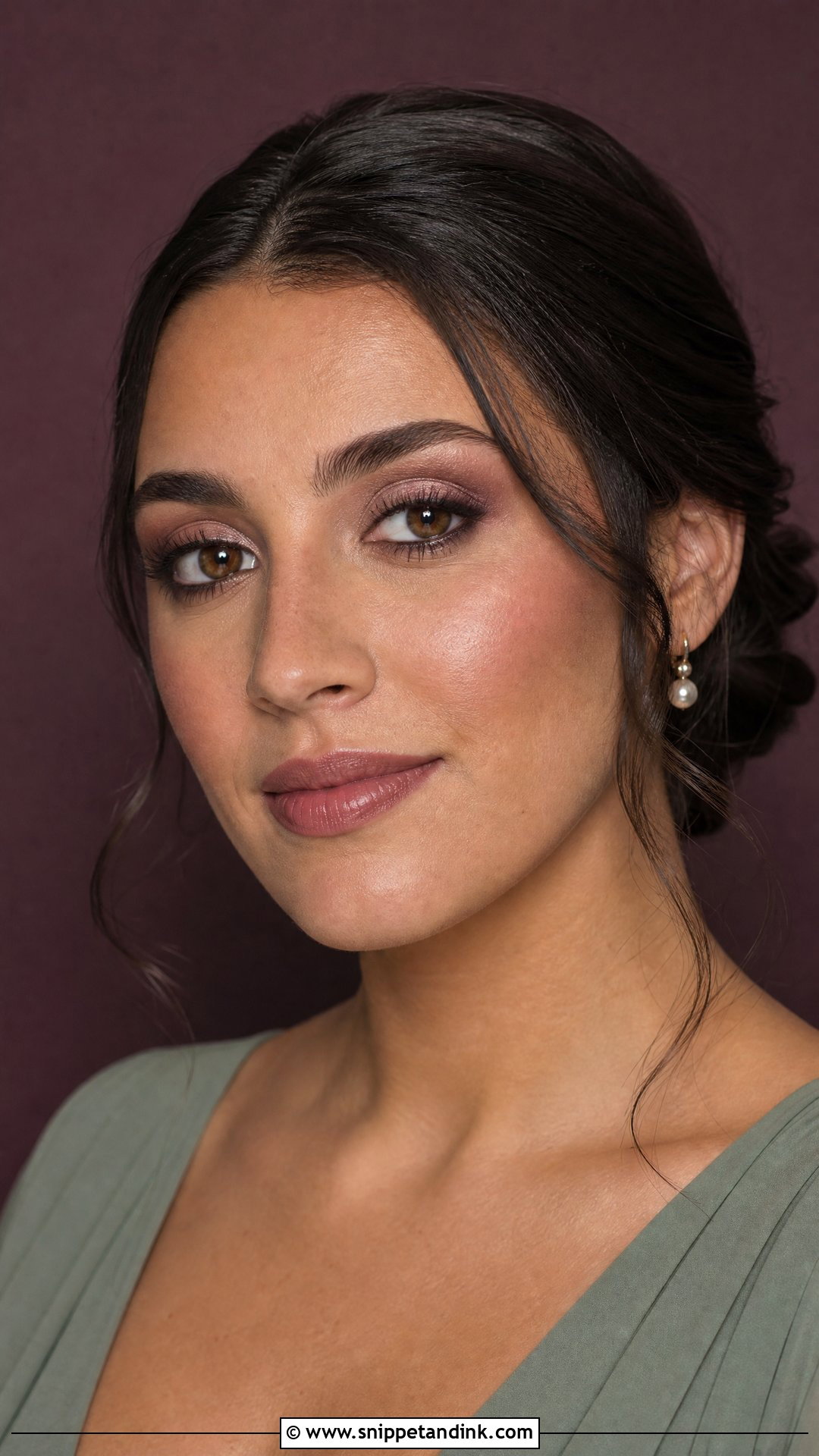 Mauve Wedding Makeup Look - Snippet and Ink - 20 Simple Makeup Looks Wedding