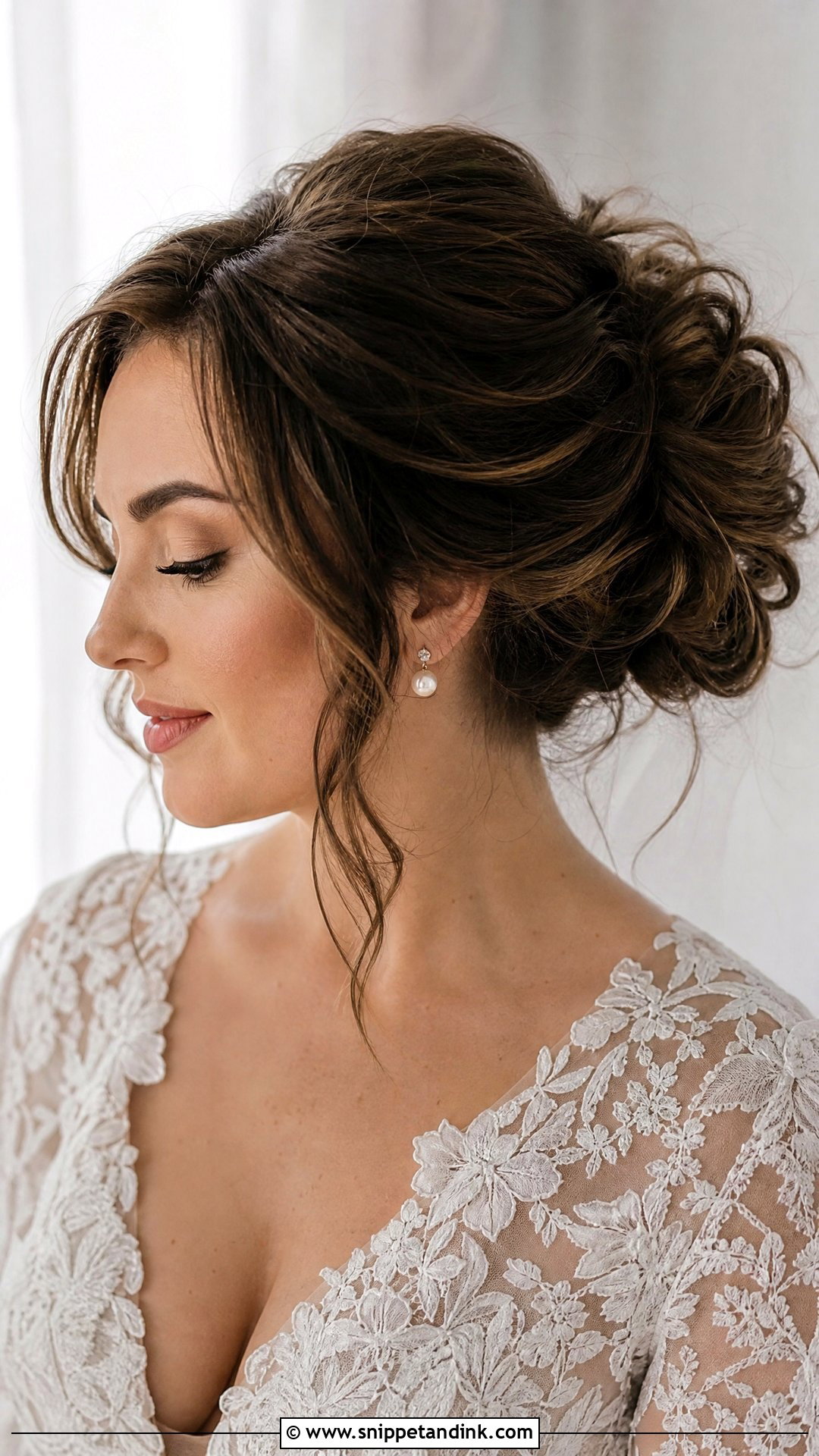 Messy Bun Wedding Updo - Snippet and Ink - 15 Easy Updos for Wedding