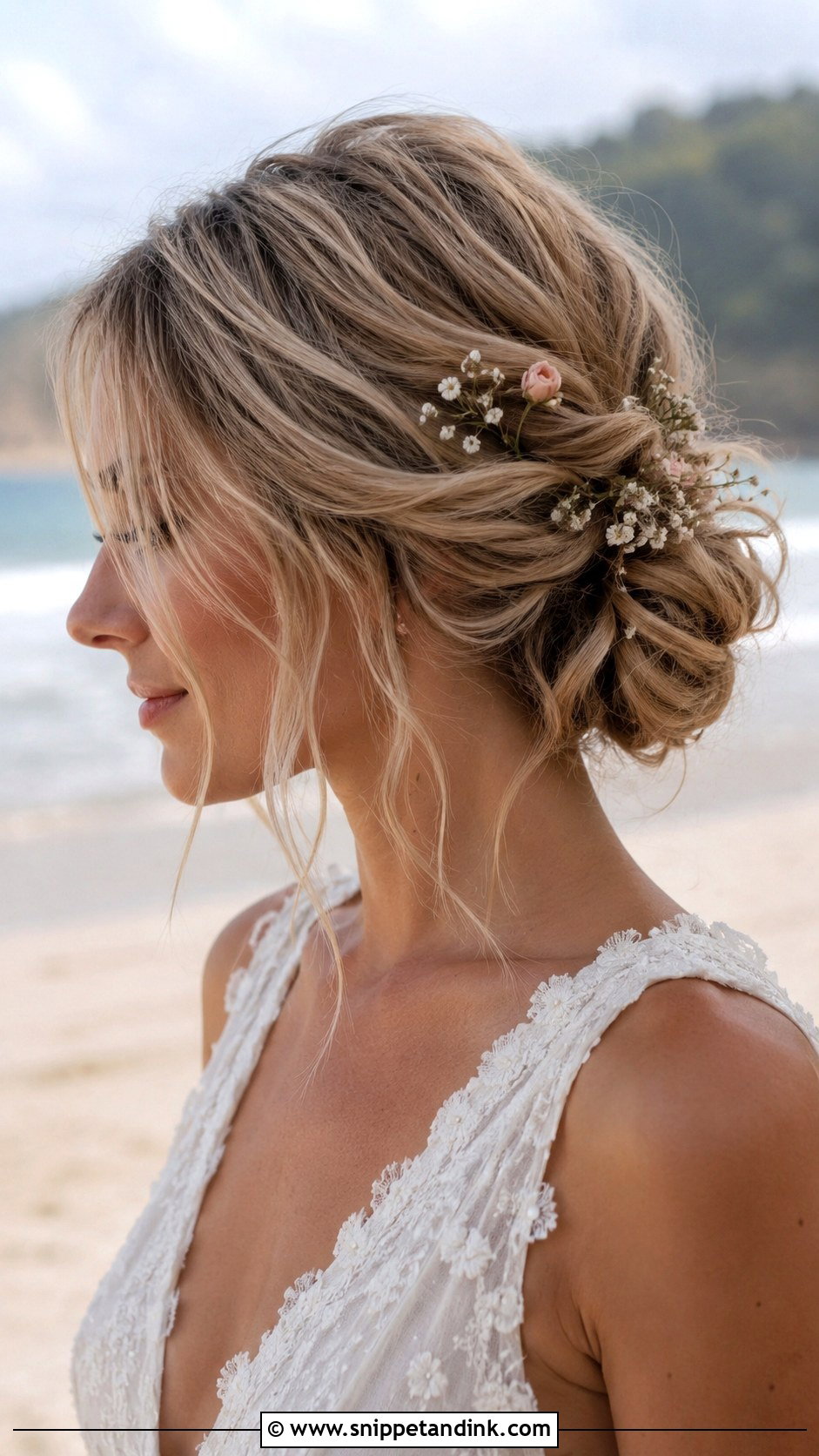 Messy Bun for Short Hair - Snippet and Ink - 25 Hair Styles for Short Hair for Weddings