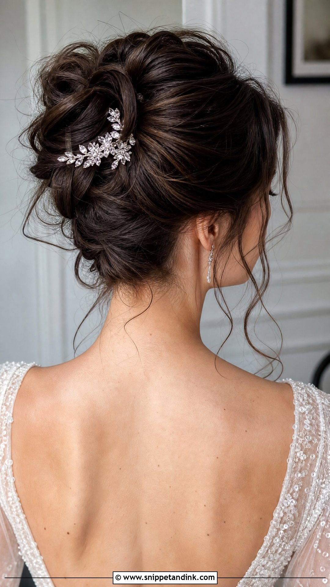 Messy French Twist for Wedding - Snippet and Ink - 20 Messy Hairstyles for Wedding