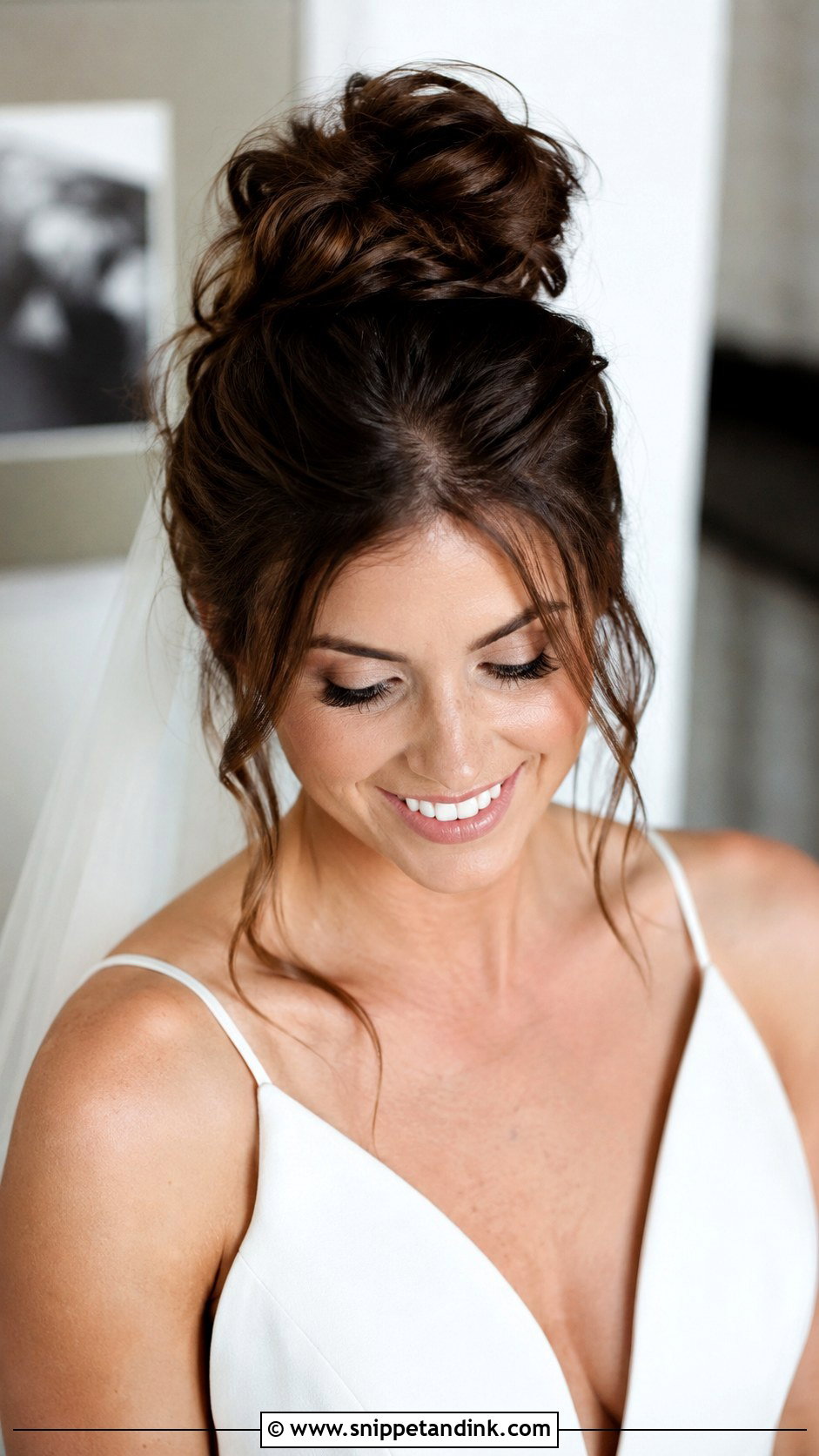 Messy Top Knot Bridal Bun - Snippet and Ink - 20 Messy Bun Wedding Hairstyles