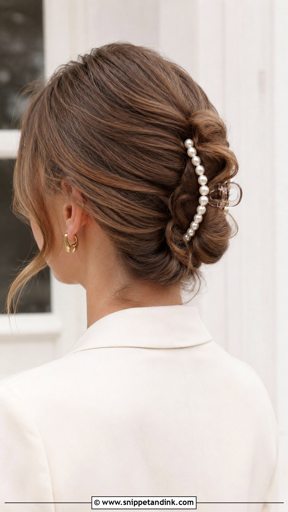 Mid Length Claw Clip Wedding Guest Hair - Snippet and Ink - 15 Wedding Guest Hair Mid Length Ideas