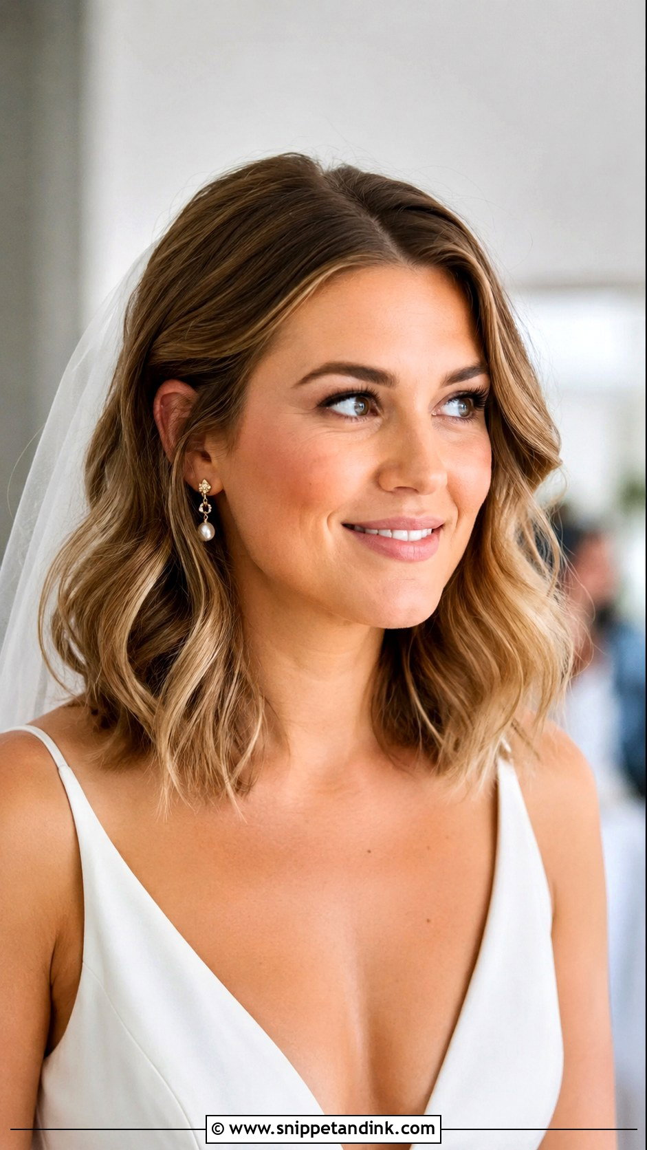 Middle Part Wavy Lob - Snippet and Ink - 20 Middle Part Wedding Hairstyles