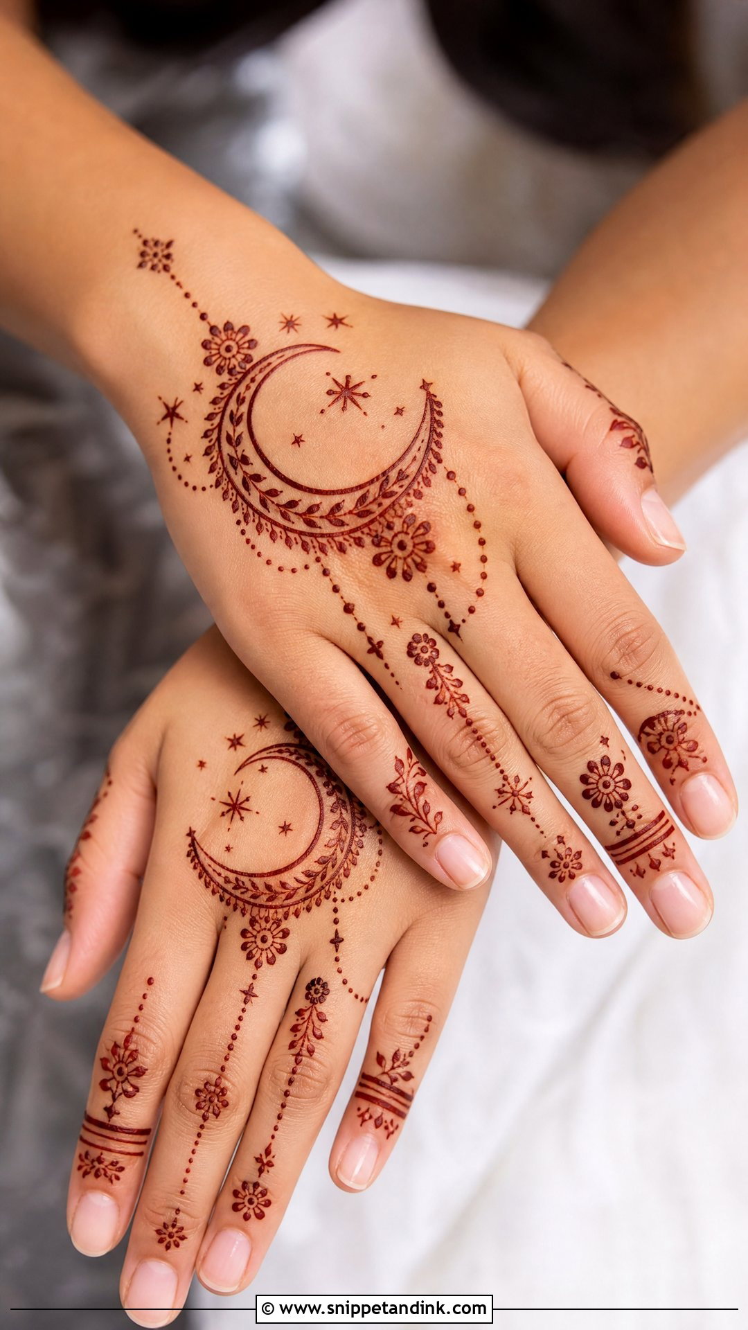 Mini Crescent Mehndi Design - Snippet and Ink - 30 Mini Mehndi Designs
