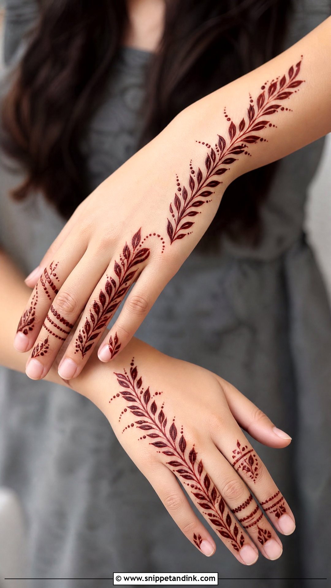 Mini Leaf Mehndi Design - Snippet and Ink - 30 Mini Mehndi Designs