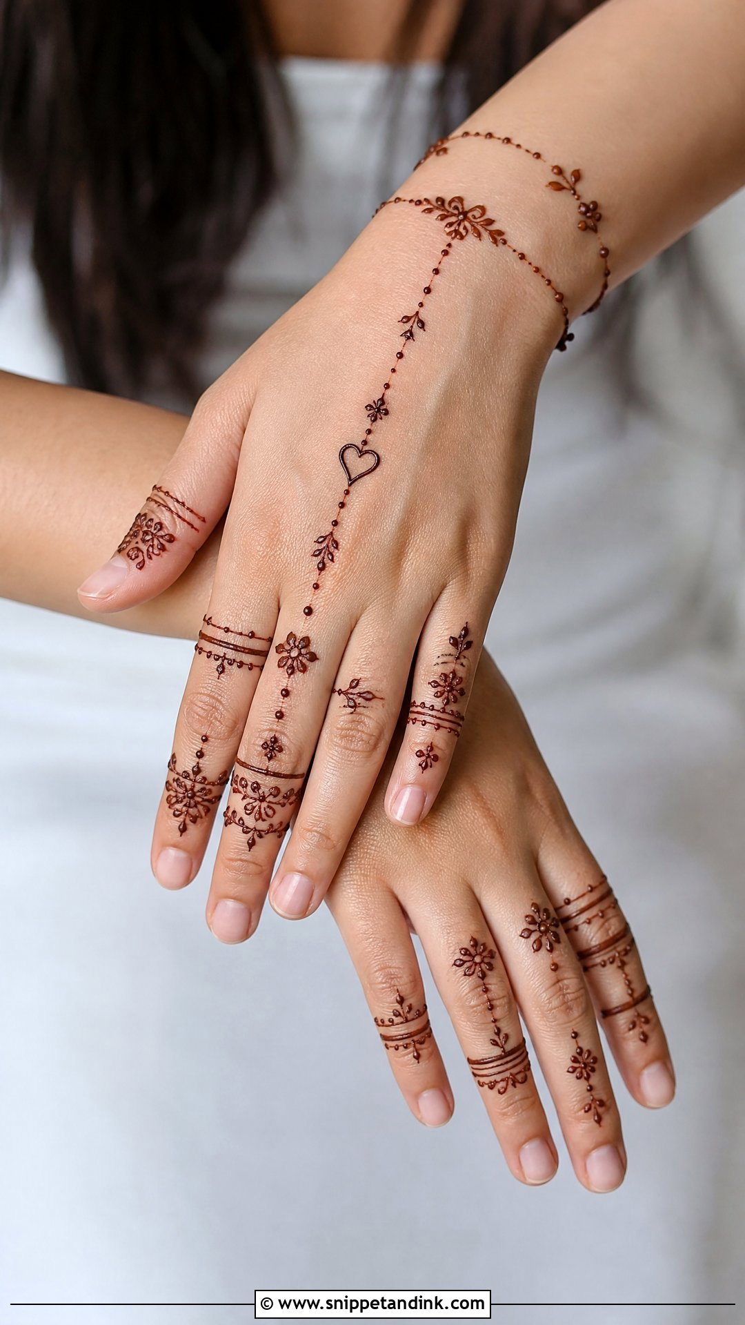 Minimal Anniversary Mehndi Design - Snippet and Ink - 20 25 Anniversary Mehndi Design Ideas