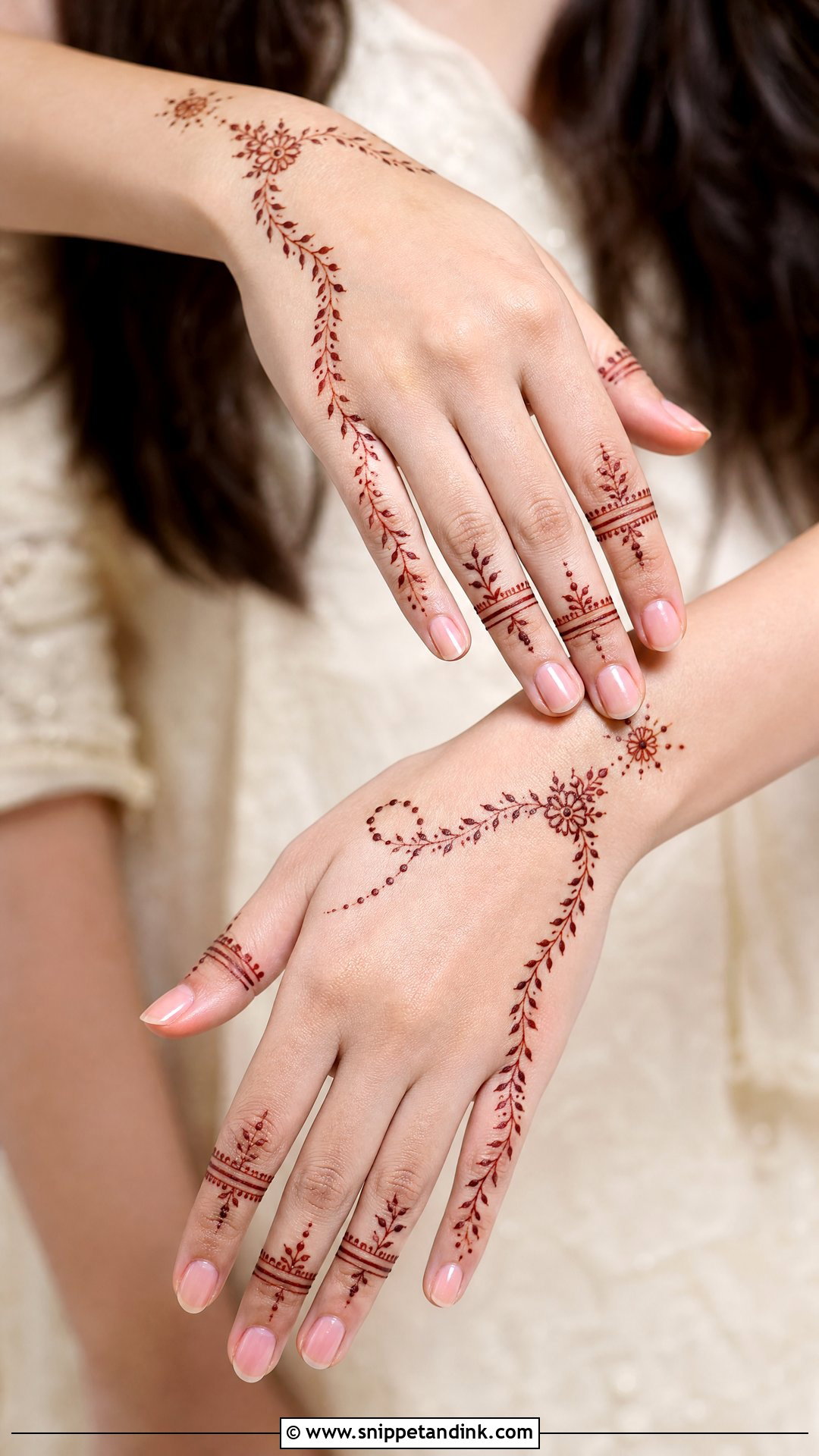 Minimal Baat Pakki Mehndi Design - Snippet and Ink - 30 Baat Pakki Mehndi Design Ideas