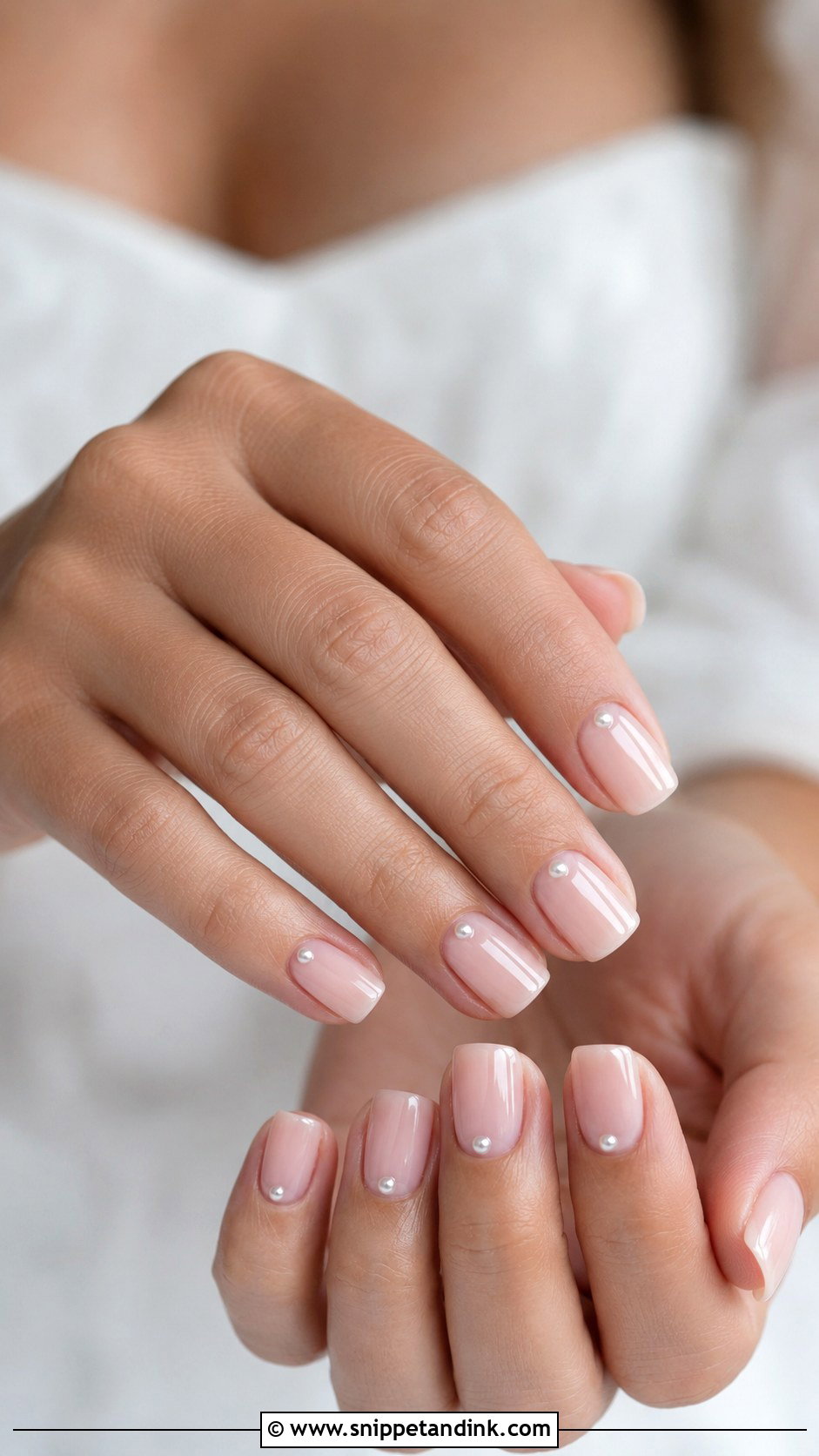 Minimal Bridal Dip Nails - Snippet and Ink - 20 Bridal Dip Nails