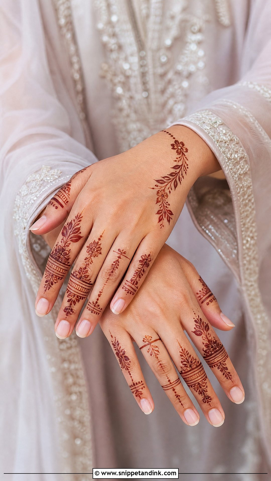 Minimal Bridal Finger Mehndi Design - Snippet and Ink - 20 Bridal Finger Mehndi Designs