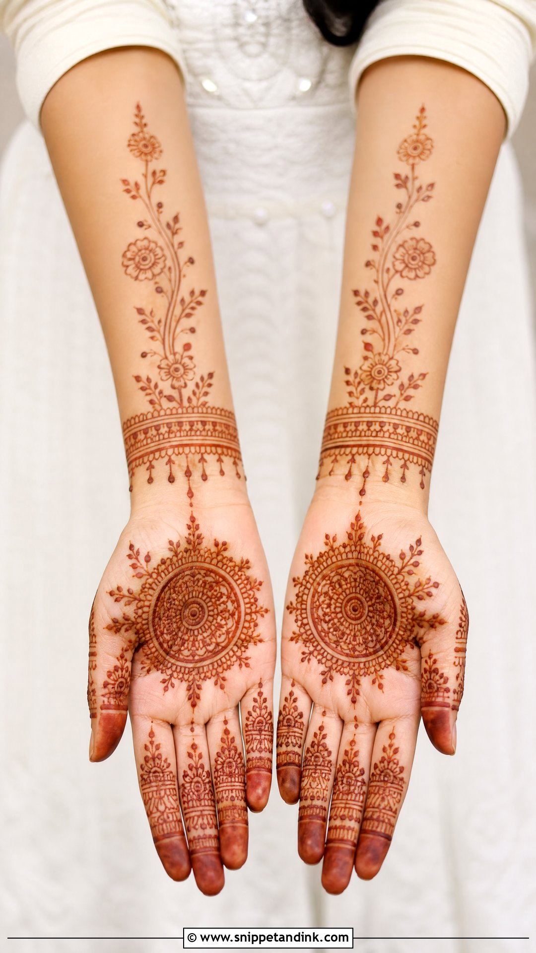 Minimal Bridal Full Hand Mehndi Design - Snippet and Ink - 25 Bridal Full Hand Mehndi Designs