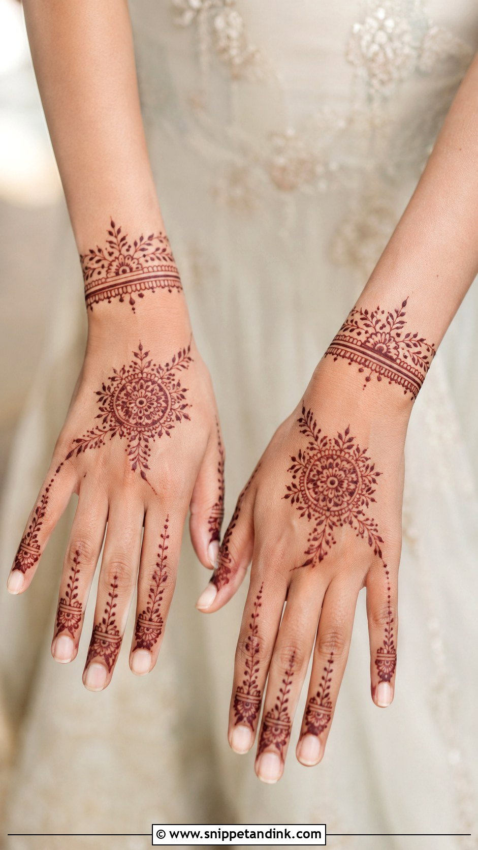 Minimal Bridal Mehndi Design - Snippet and Ink - 30 Bridal Mehndi Design Ideas