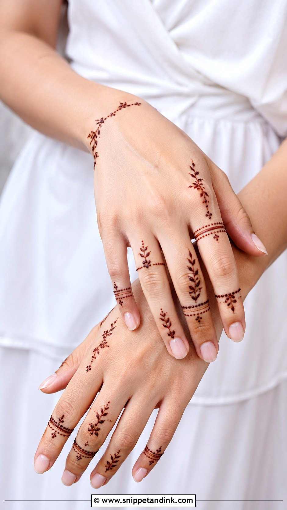 Minimal Finger Mehndi Design - Snippet and Ink - 35 Latest Mehndi Designs
