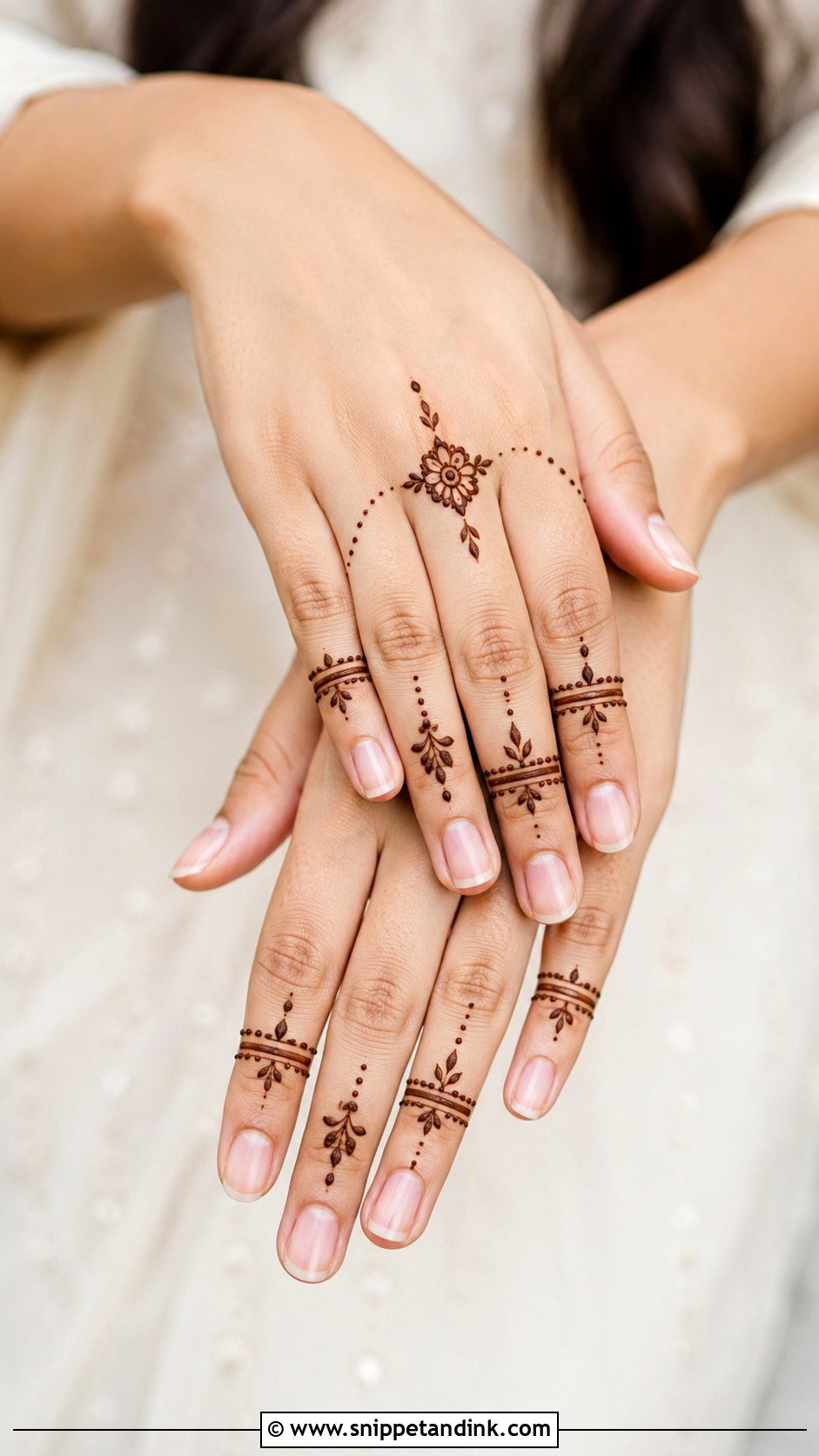 Minimal Finger Mehndi Design - Snippet and Ink - 35 Mehndi Designs 2025
