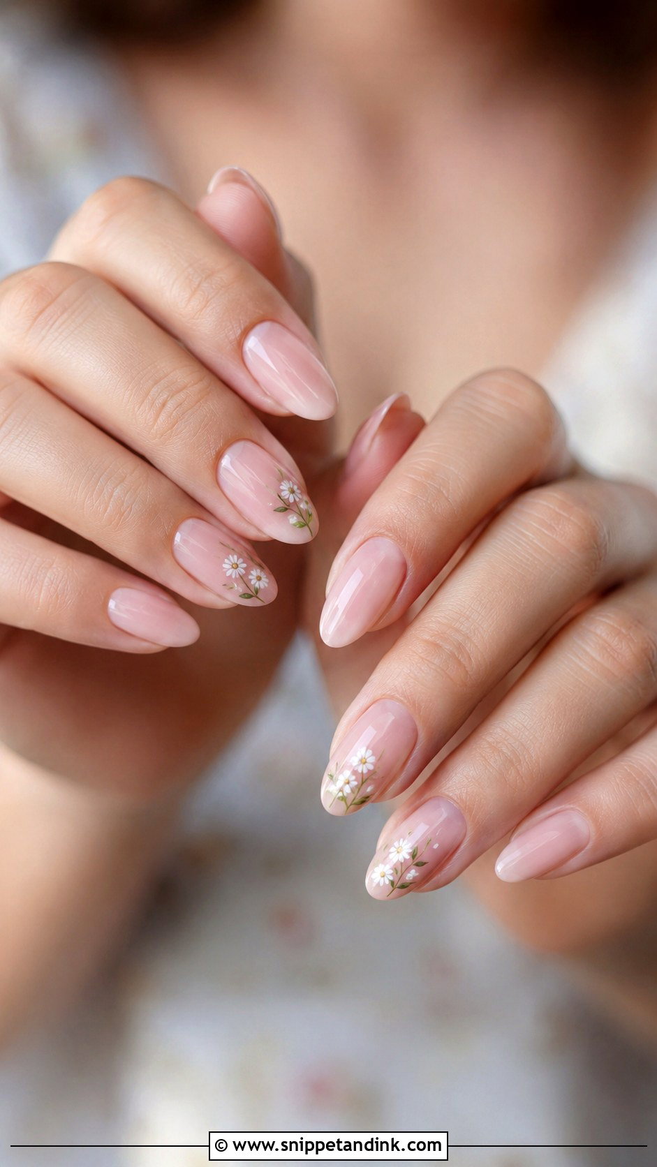 Minimal Floral Pre Wedding Shoot Nails - Snippet and Ink - 20 Nails for Pre Wedding Shoot