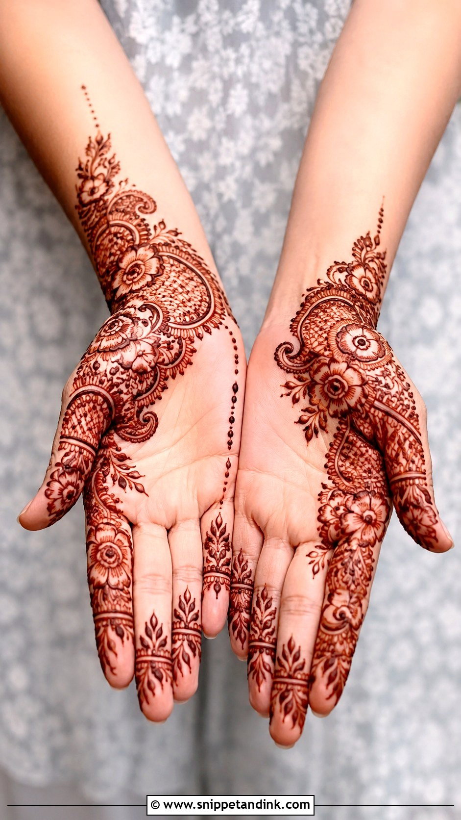 Minimal Half Hand Mehndi Design - Snippet and Ink - 30 Minimalistic Mehndi Designs