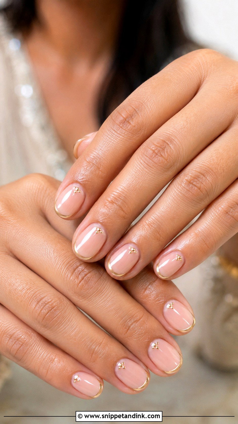 Minimal Indian Bridal Nails - Snippet and Ink - 20 Elegant Indian Bride Wedding Nails