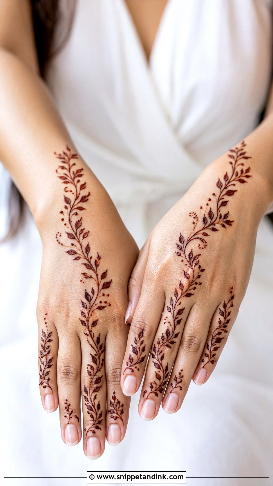 Minimal Leaf Mehndi Design - Snippet and Ink - 35 Minimal Mehndi Designs