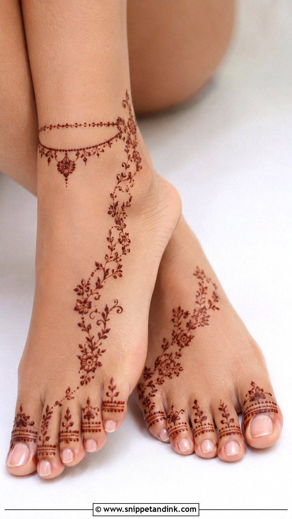 Minimal Legs Mehndi Design - Snippet and Ink - 35 Legs Mehndi Design Ideas